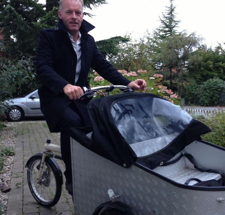 HJemvendt. Claus Fahrendorff blev så arrig da han så sin stjålne cykel på dba.dk, at han straks kørte ud for at hente den. Privatfoto 