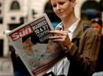 Terrorkone. Samantha Lewthwaite, her på forsiden af avisen The Sun, var gift med en af mændene bag terrorangrebet i London i 2005. 