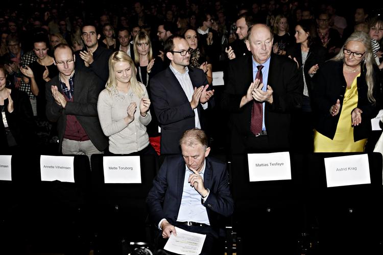 Måling. Ifølge professor i statskundskab på Københavns Universitet, Kasper Møller Hansen, skyldes en del af SF's fremgang udenrigsminister Villy Søvndal. 
