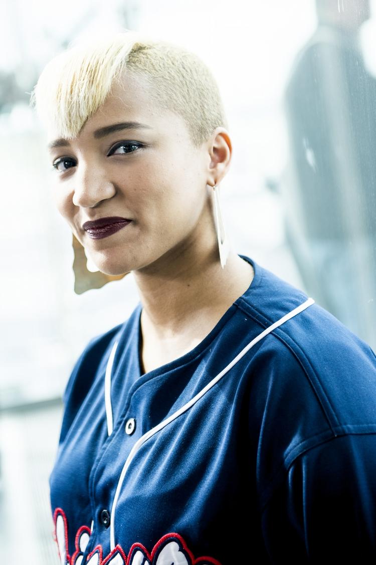 Vild. Lucy Love er kendt for sin fandenivoldske rapstil. 