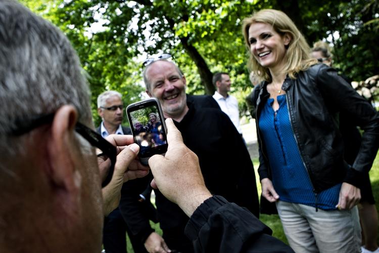 Image. I Statsministeriet er man bevidst om, at Socialdemokraterne i almindelighed og Thorning i særdeleshed ikke vækker varme følelser i befolkningen. 