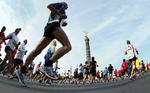 SVINEHELD. Nu gælder det ikke kun om at være hurtig ved tasterne, men også om at have heldet med sig, hvis man vil løbe 42,195 km i Berlin til næste år. 
