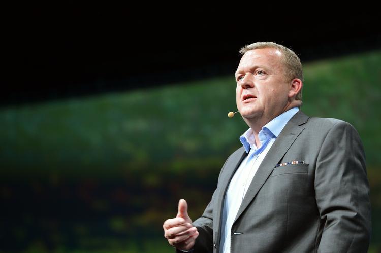Regeringsgrundlag. Venstres Lars Løkke Rasmussen advarer Dansk Folkeparti, om at nulvækst vil være et nødvendigt mål for en ny blå regering. 