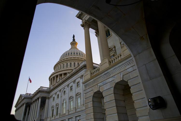 SLAGSMÅL. En stærkt splittet Kongres er årsag til, at de amerikanske budgetforhandlinger er strandet og landets statsansatte sendes hjem. 