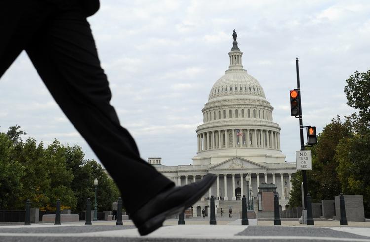 Øde. Kongressen og turistattraktionerne i Washington D.C. er underligt stille, siden USA's folkevalgte overskred tidsfristen for at vedtage en ny finanslov. 