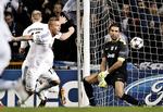 MÅÅÅÅL. FCK's Nicolai Jørgensen scorer mod Juventus i Parken. Sandsynligheden for, at det også sker på Bernabéu i Madrid i aften, er forsvindende lille. 