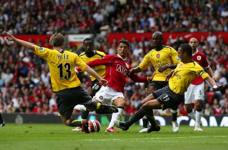 KØBT. Arsenal var i 2003 klar til at skrive kontrakt med Cristiano Ronaldo, der i stedet valgte Manchester United. 