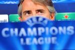 DEBUT. Efter fyringen i Manchester City får Roberto Mancini en barsk start i sit nye job. 