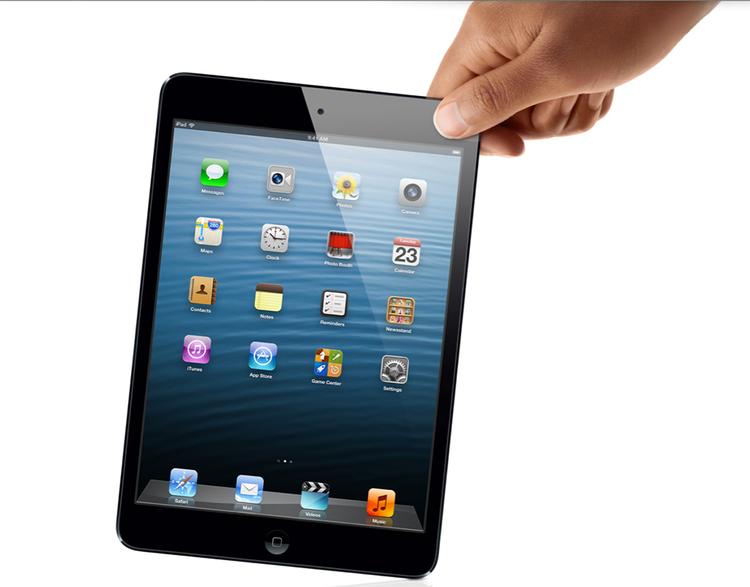 MANGEL. Apple kan ikke få deres leverandører til at producere skærme hurtigt nok. Derfor ender den nye version af iPad mini (bill.) formentlig med at komme i et begrænsede mængder til at starte med. (FOTO: Apple PR) 