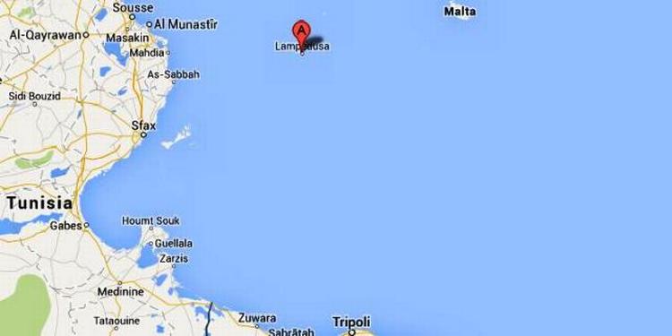 FORLIS. Kæntringen er sket 60 sømil stik syd for Lampedusa, der med sin nærhed til Nordafrika er et populært mål for menneskesmuglerbåde med kurs mod Europa.  Ill.: Google Maps. 