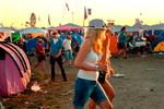 Publikumskabt. 'Roskilde Moments' kommer til at handle om Roskilde-minder, som folk selv har sendt ind til Eventministeriet, fordi de vil se dem blive genopført af skuespillerne. 