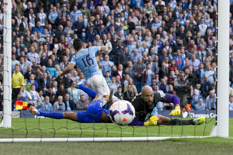 Genvalg. Agüero bankede ind til City-føring i 45. minut. 