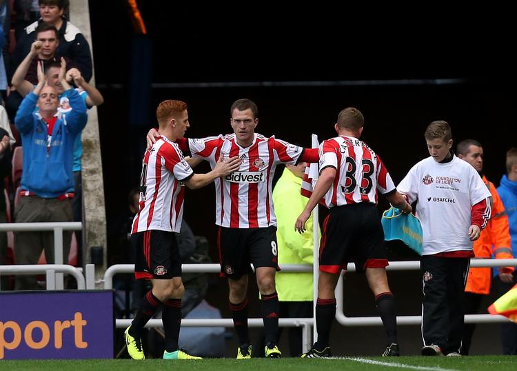 Mål. Sunderlands Craig Gardner fejrede holdets enlige mål mod Manchester United, som vandt kampen 2-1. 