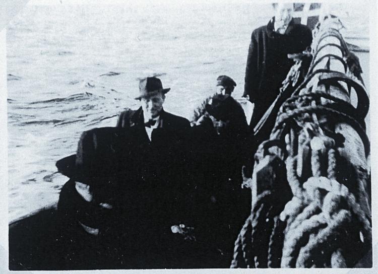Flugt. Her i oktober markeres 70-året for jødeaktionen i 1943. På billedet er jødiske flygtninge på vej ind i Sverige, 2. oktober 1943. 