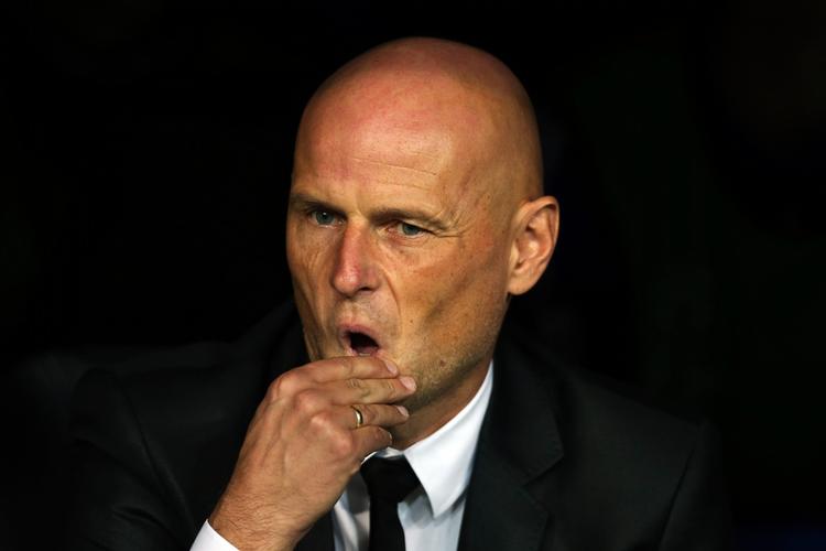 4-0. FCK-træner Ståle Solbakken fik et klart nederlag med hjem fra Real Madrid og Bernabeu, men træneren fik også underholdt tilskuerne. 