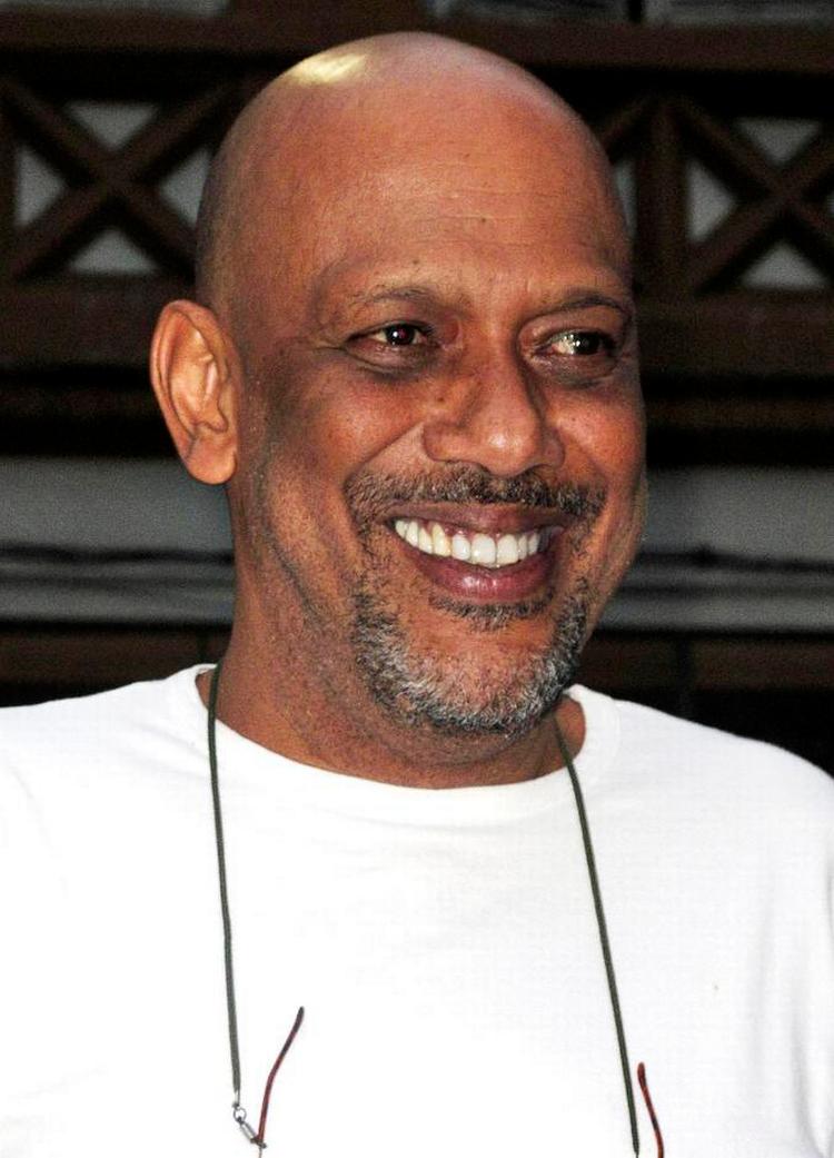 Ensom. Forfatteren Paulo Lins er den eneste sorte ud af 70 brasilianske forfattere på bogmessen i Frankfurt. 