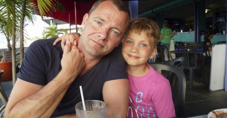 Familie. Jan Lockhart, der er direktør for FDM travel, elsker at rejse med sin hustru Sofie og sønnerne Julius og August (billedet). Privatfoto. 