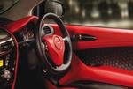 Pyntet. Kabinen i Aston Martin Cygnet er langt mere lækker end i sit ophav, Toyota iQ. Foto: Aston Martin 