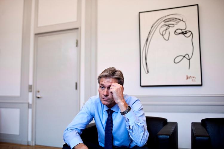 Krav. Danske Banks nye topchef, Thomas Borgen, og de øvrige bankdirektører får nye krav fra politisk side. 
