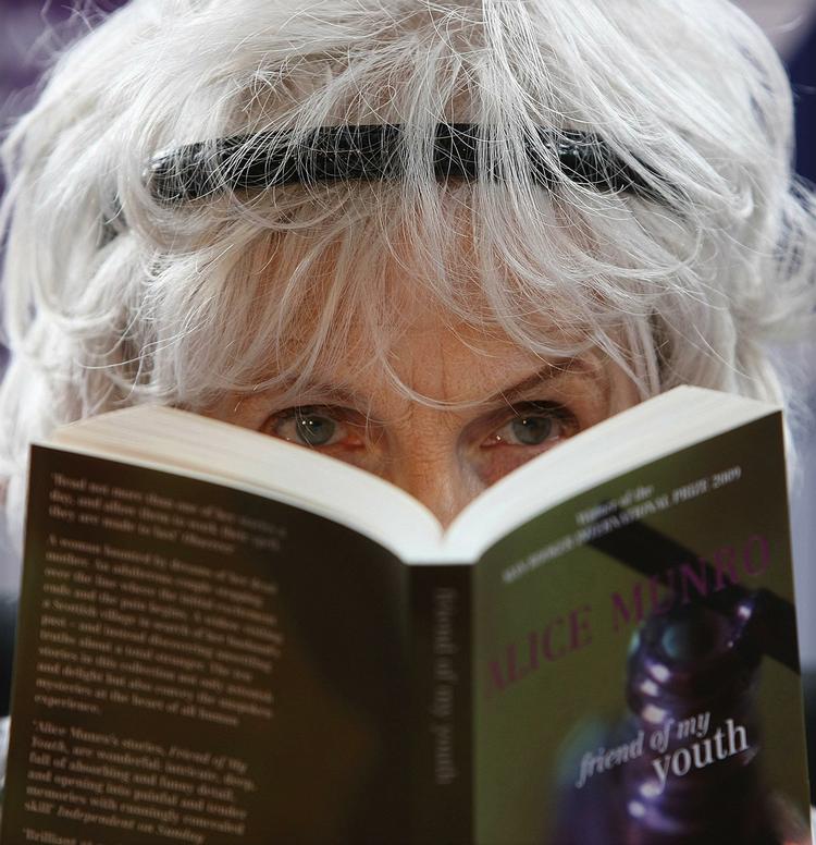 Nobel. Alice Munro er den 13. kvinde i historien til at vinde Nobels Litteraturpris. 