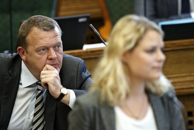 Billetpris. SF vil tage sagen om Lars Løkke Rasmussen rejseudgifter for organisationen Global Green Growth Institute (GGGI) om over for udviklingsministeren. 