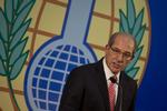 Prismodtager? Den norske statslige tv-kanal NRK oplyser, at det bliver Organisationen for Forbud mod Kemiske Våben (OPWC), der får Nobels Fredspris 2013, som uddeles klokken 11. Ahmet Uzumcu  er direktør for organisationen. 