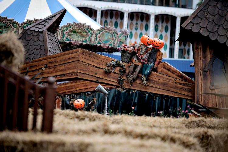 Uhyggeligt. Tivoli i København forvandles i to uger til et halloween-univers. Arkivfoto: Joachim Adrian 