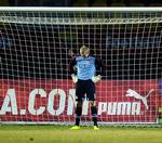 DEBUTEN. Det blev et nederlag på 3-0, da Kasper Schmeichel første gang stod på mål for Danmark. 