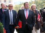 FORHANDLINGER. De tyske socialdemokraters ledelse skal igen i dag til møde med kansler Angela Merkel. 
