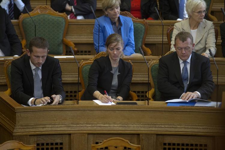 Rejserod. Venstres formand, Lars Løkke Rasmussen, vil ikke sige noget i sagen om hans rejser for klimaorganisationen Global Green Growth Institute. Det gør til gengæld flere af Venstres ordførere - blandt andet politisk ordfører Ellen Trane Nørby. 