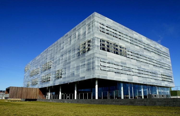 BANKBOSSER. Flere af de tiltalte har været tilknyttet ledelsen af Sparekassen Kronjylland. 
