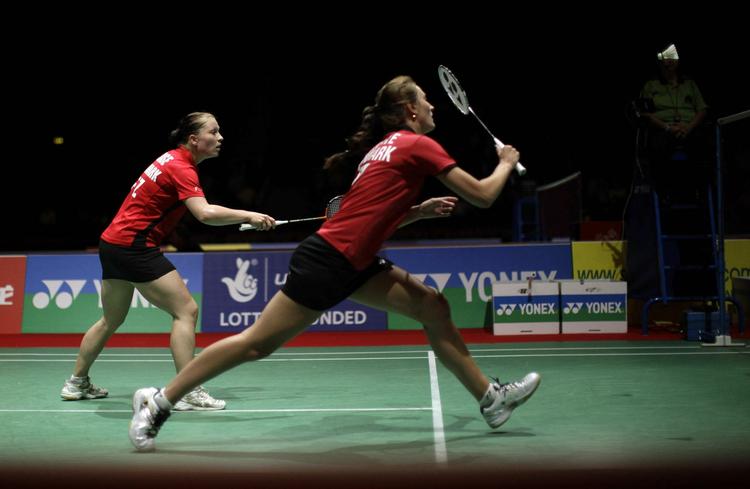 sejr. Line Damkjær Kruse (tv) og Marie Røpke slog sig overraskende videre til et danskermøde i kvartfinalen ved Denmark Open. 