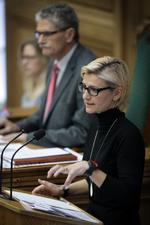 Beskæftigelsesministeren fremsætter lovforslag til beskæring af efterlønnen