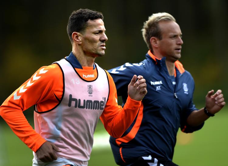 UDSAT. Det blev ved en plads i bruttotruppen for Khalid Boulahrouz, der lige som angriberen Simon Makienok ikke er med for Brøndby mod Viborg. 