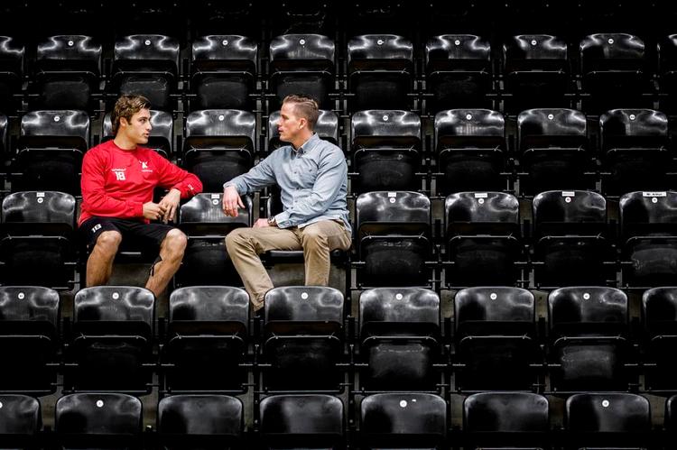 Træning. »Jeg har aldrig spillet bedre og været i så god balance, som jeg er nu«, fortæller Erik  Sviatchenko (tv) om møderne med mentalcoachen René Pedersen. 