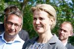 LYKKELIGHED. Helle Thorning Schmidt (S) blev danmarks første kvindelige statsminister i 2011, og det er et udtryk for en stærk kønsbalance  mellem mænd og kvinder i Danmark. 