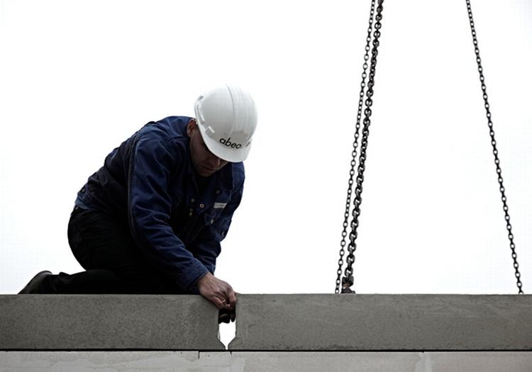 SAMFUNDSGEVINST. Et milliontilskud fra Markedsmodningsfonden gør det muligt for Abeo, at få en helt ny type beton ud på markedet, der kan revolutionere måden, man bygger på. Samtidig giver det eksport, arbejdspladser og vækst til Danmark. 
