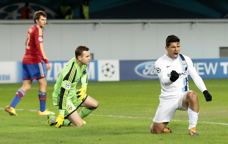 1-1. En yderlig afslutning og et hovedstød brugte Sergio Agüero til at score sine to mål i Moskva. 