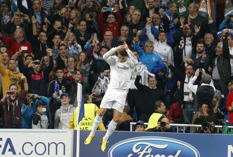 2-1. Et straffespark fra Ronaldos fod sikrede sejren for Real Madrid. 