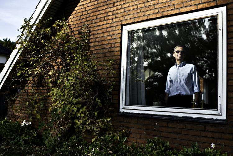 Vurderingssag. Lars Boman Madsen nåede ikke at klage, da han fik Skats vurdering i 2012, fordi den samlede vurdering så fornuftig ud. Regeringen vil først give ham chancen igen i marts 2016. Så længe vil oppositionen ikke vente. 