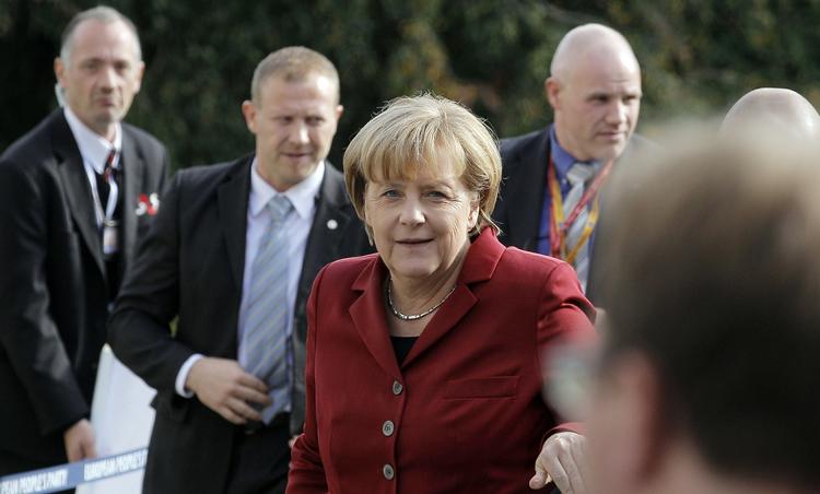 Opsang. »Vi har brug for tillid blandt allierede, og den tillid gælder det nu om at få genoprettet«, siger Angela Merkel. 