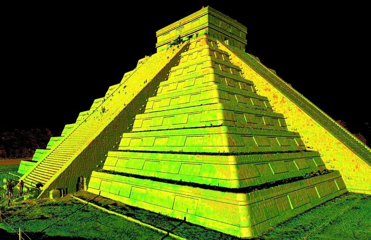 Monument. Mayapyramiden Chitzen Itza fra Mexico er et af de bygningsværker, som firmaet CyArk har 3D-printet. 