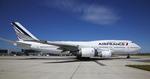 Mellemting. Mange flyselskaber opererer med en klasse mellem business og economy. Også Air France. 