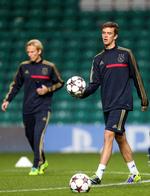 Komet. Hvis Lucas Andersen bider sig fast i Ajax, er det formentlig et spørgsmål om tid, før landstræner Morten Olsen giver ham et kald. Som 17-årig var han med på ligalandsholdet. 