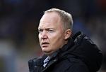Sejrsrækkeslut. FC Midtjyllands træner Glen Riddersholm talte med store ord til sit mandskab efter at holdet tabte for første gang i sæsonen. 