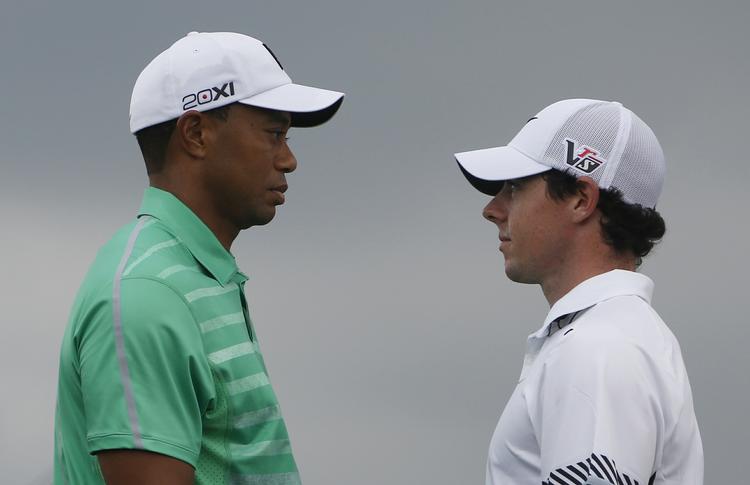 Duel. Tiger Woods (tv) og Rory McIllroy fik begge en millionhyre for anstrengelserne på den kinesiske ferieø. 