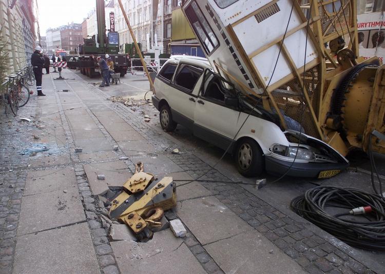 Stormskade. Hvis du eller dine ejendele er ramt af stormskader, kan forsikringen hjælpe dig med at få fod på ødelæggelserne. (arkivfoto) 