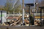 Orkan: Uvejret i går kan faktisk betegnes som en orkan, siger DMI. Her er det en hårdt ramt Lyngby Station. 
