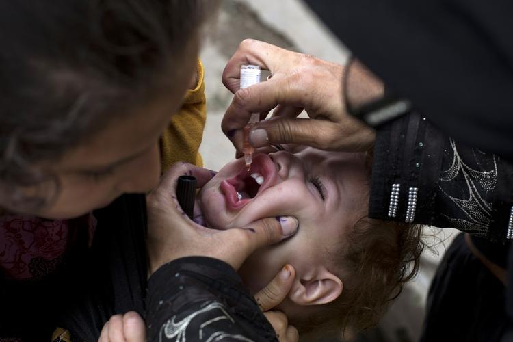 Polio. Den smitsomem sygdom er på spil i borggerkrigshærgede Syrien. 