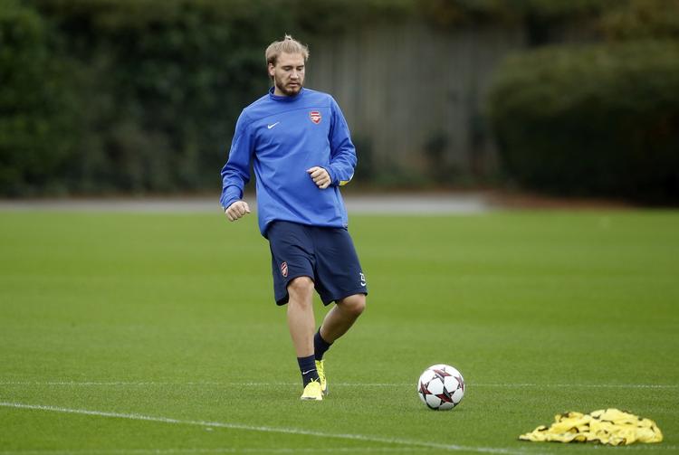 spilletid. Nicklas Bendtner kom ikke til en anden klub i sommer, og han bruges nu kun som en yderlig reserve i Arsenal. 
